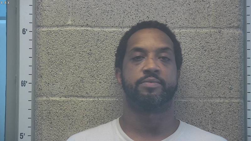 Booking photo of Eric Hamilton