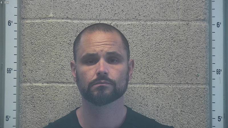 Booking photo of Matthew Decker