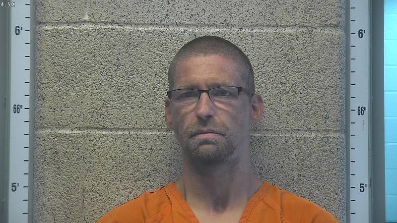 Booking photo of Andrew Settle