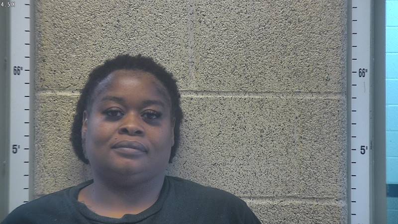 Booking photo of Latara Graves
