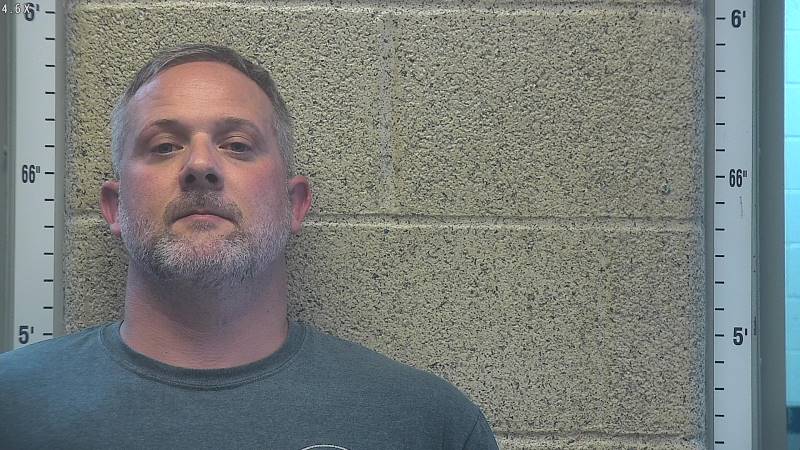 Booking photo of Gary Jones