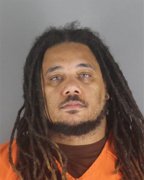 Booking photo of Larelle Mcclarron