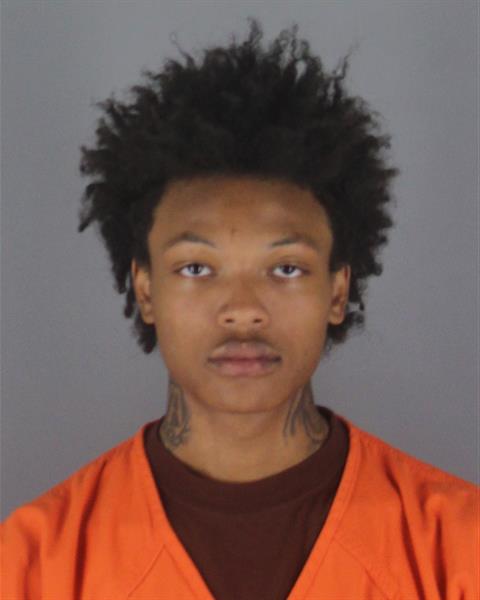 Booking photo of Daveion Thompson