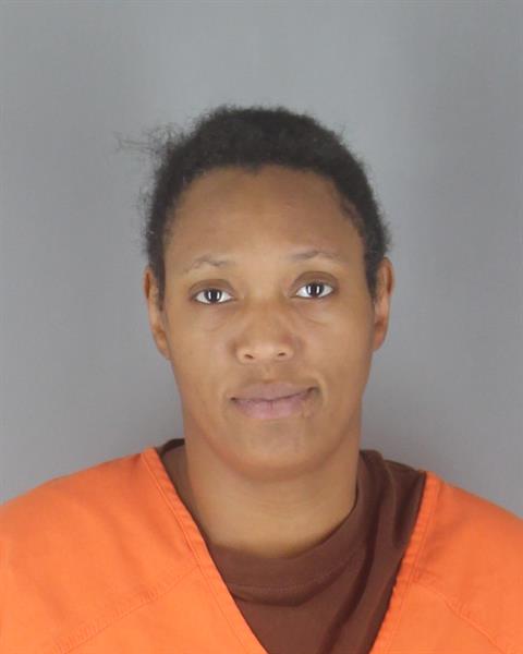 Booking photo of Shawnna Carter