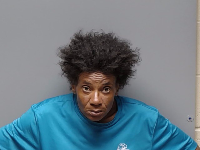 Booking photo of Latoya Denise Thweatt