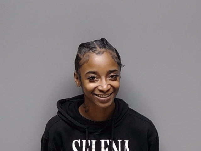 Booking photo of Jermeice La'shaye Bassfield