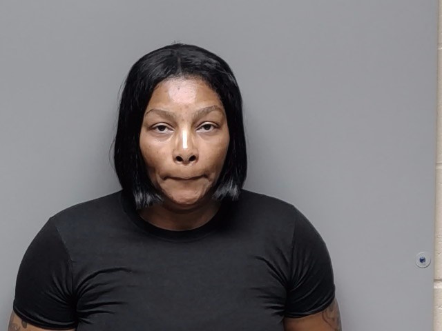 Mia Quashawn Walker booking photo