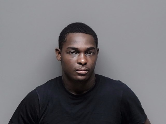 Booking photo of Daquan Marcell Smith