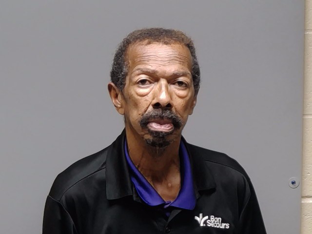 Booking photo of Farandras Darnelle Owens