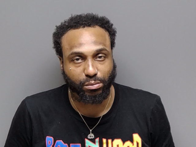 Booking photo of Ronshad Christopher Henderson