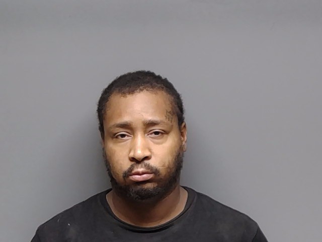 Booking photo of Davione Charles Badgett