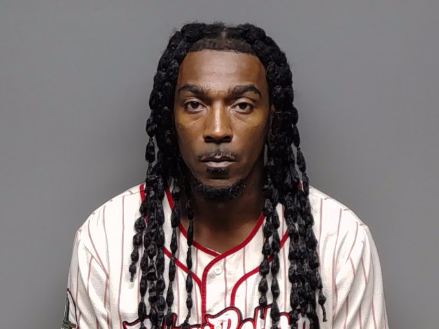 Booking photo of Thomas Lamont Robertson