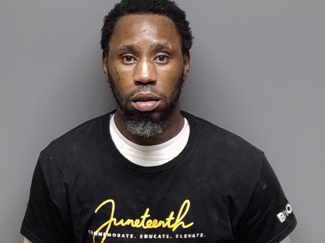 Booking photo of Daquan Amir White