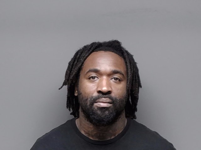 Booking photo of James Le'derrious Scott