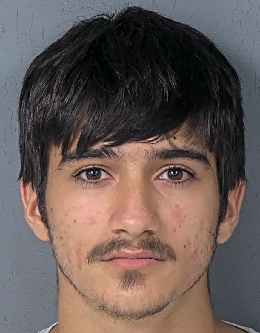 Booking photo of Erik Landyn Muniz