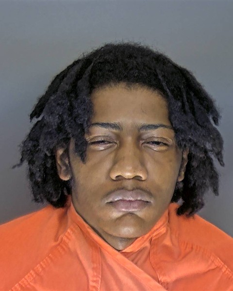 Booking photo of Tre'on-luwayne Davis