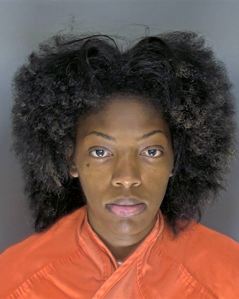 Booking photo of Jmauria Davis