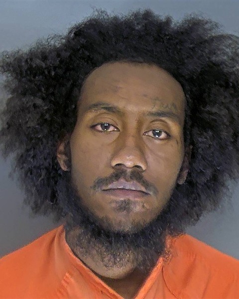 Daris Gore booking photo