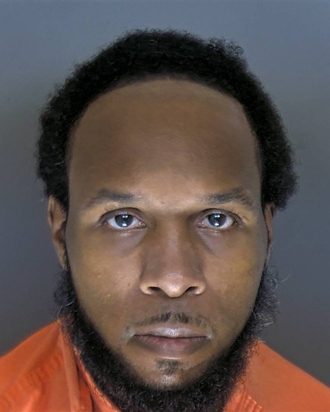 Dewon Huggins booking photo