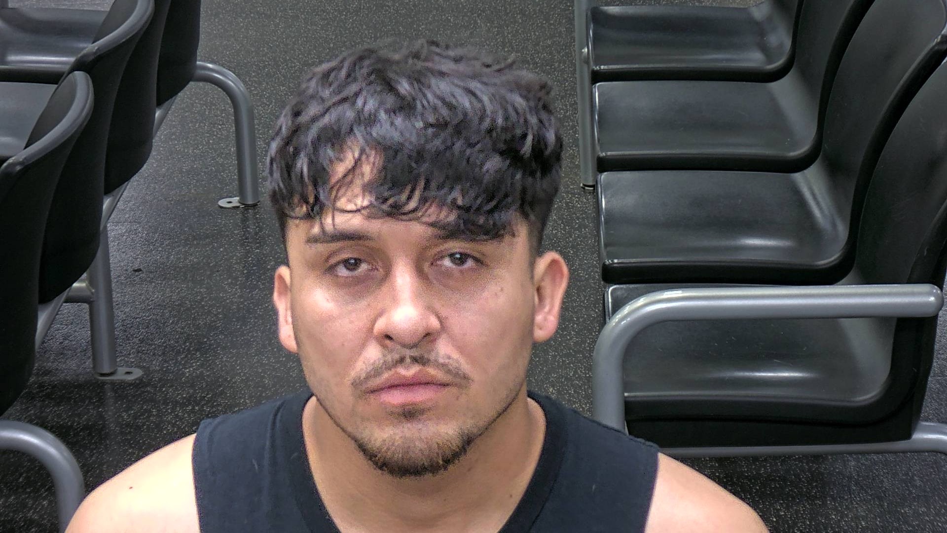 Booking photo of Roberto Cruz-veliz