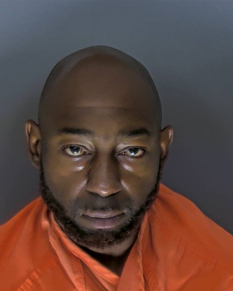 Booking photo of Travis Hemingway