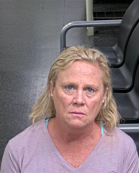 Booking photo of Jennifer Norville