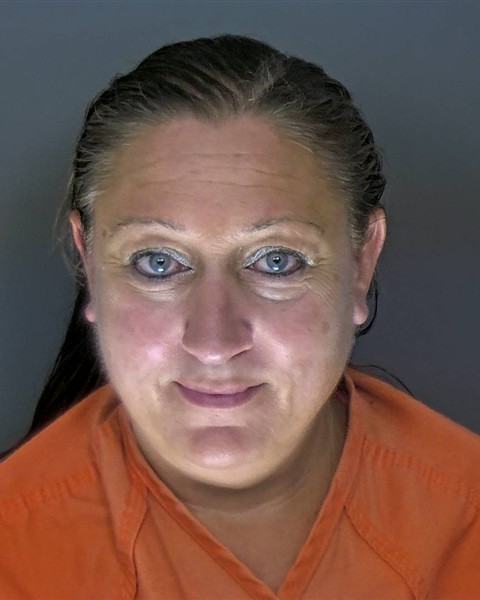 Booking photo of Brenda Wallace