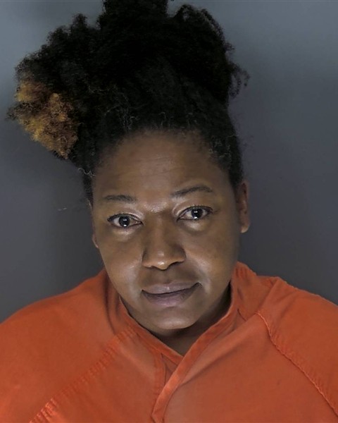 Booking photo of Gracynthia Dewitt