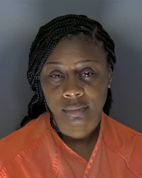 Booking photo of Donielle Randolph