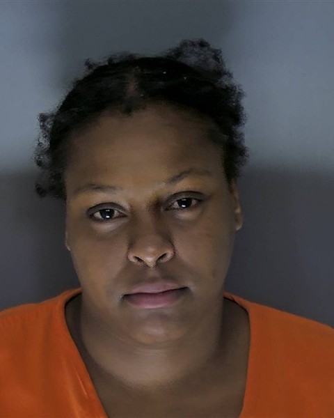 Booking photo of Derryiana Holmes