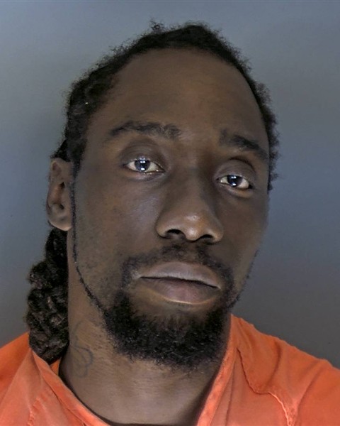 Booking photo of Aquintus Simmons