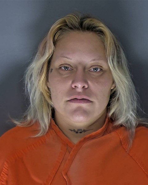 Booking photo of Jessica Fowler