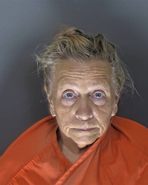 Booking photo of Andrea Darr
