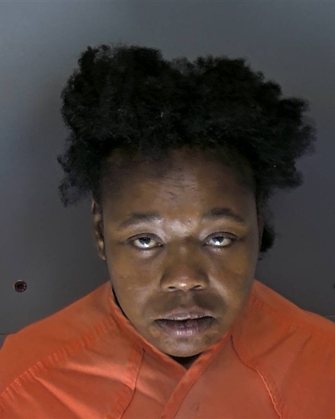 Booking photo of Shenika Mcintyre