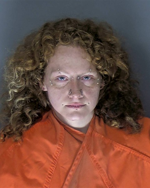 Booking photo of Alexis Pratt