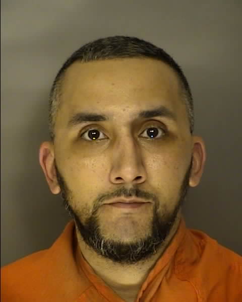 Booking photo of Oscar Lora