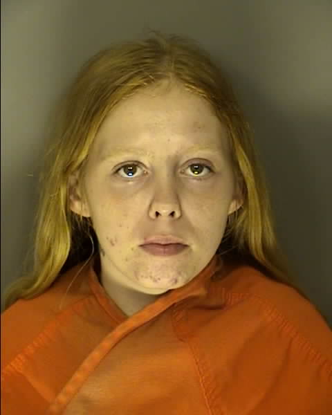 Booking photo of Lauryn Summers-pellett
