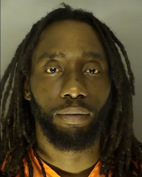 Booking photo of Aquintus Simmons