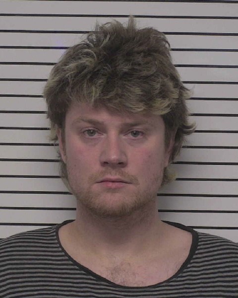 Booking photo of Tyler Smith