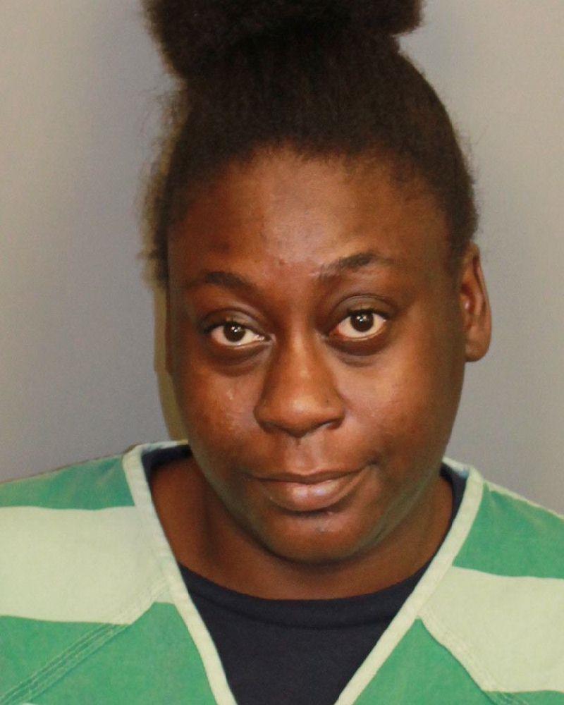 Shundricka Jackson booking photo