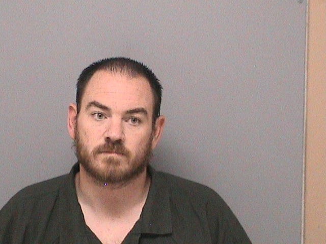 Booking photo of Deric Justin Barrett