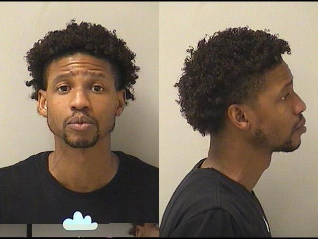 Booking photo of Javarris N Covington