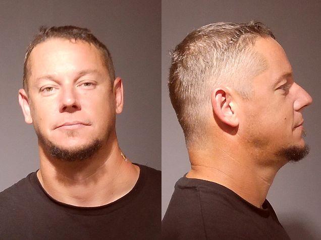 Booking photo of Justin Barnette