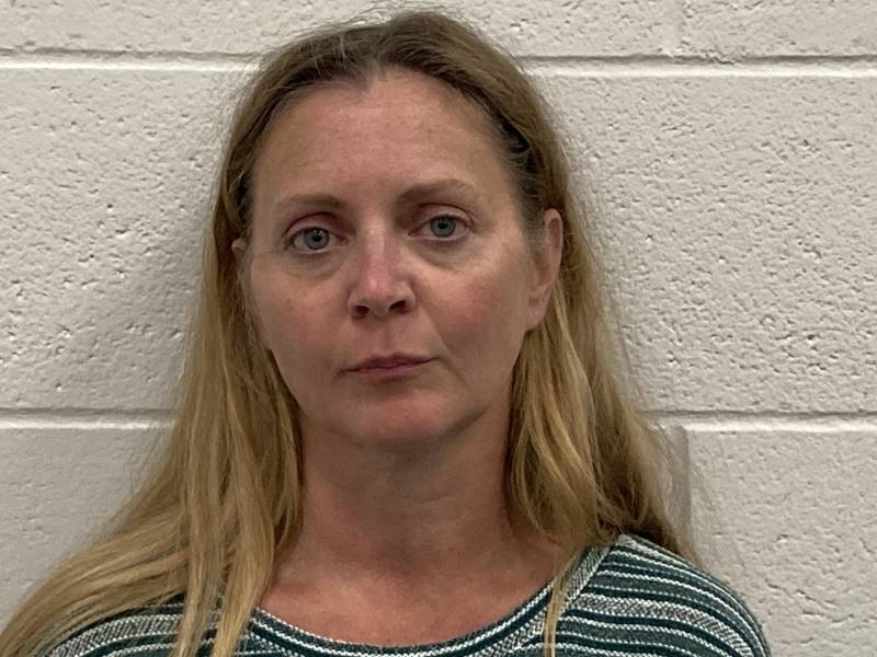 Booking photo of Jennifer Schiller