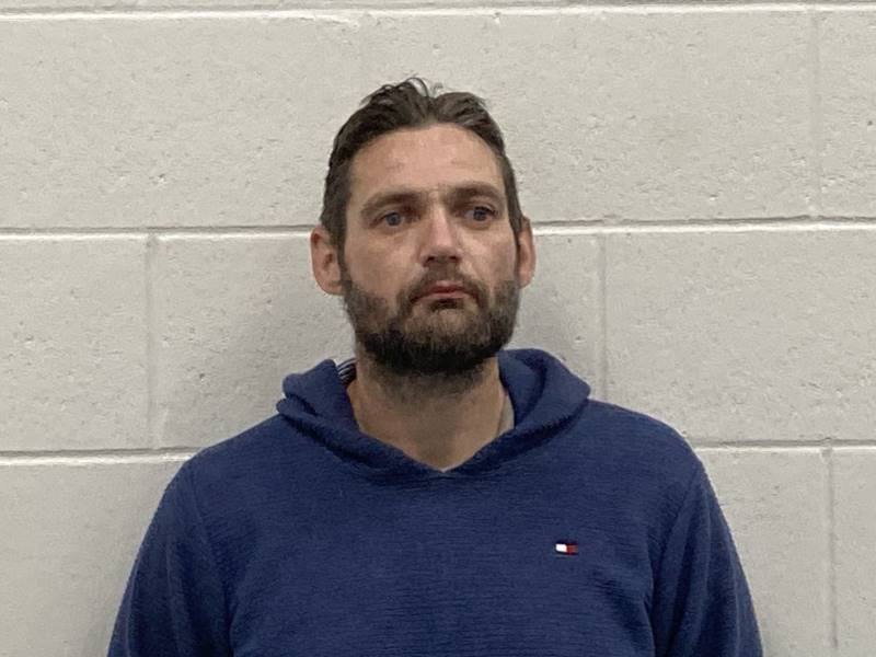 Booking photo of Dustin Perry