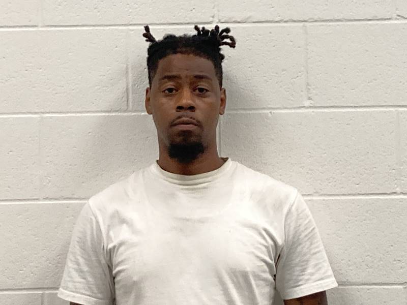 Booking photo of Lamar Mills