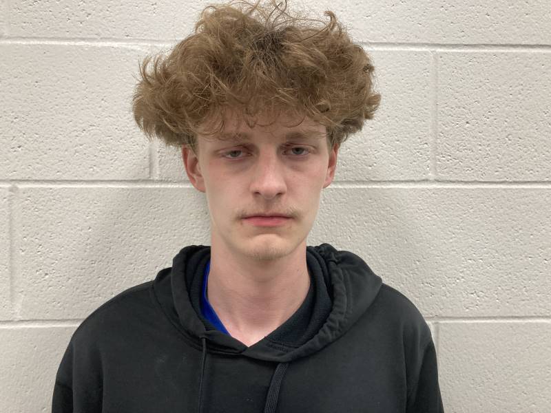 Booking photo of Hunter Barrett