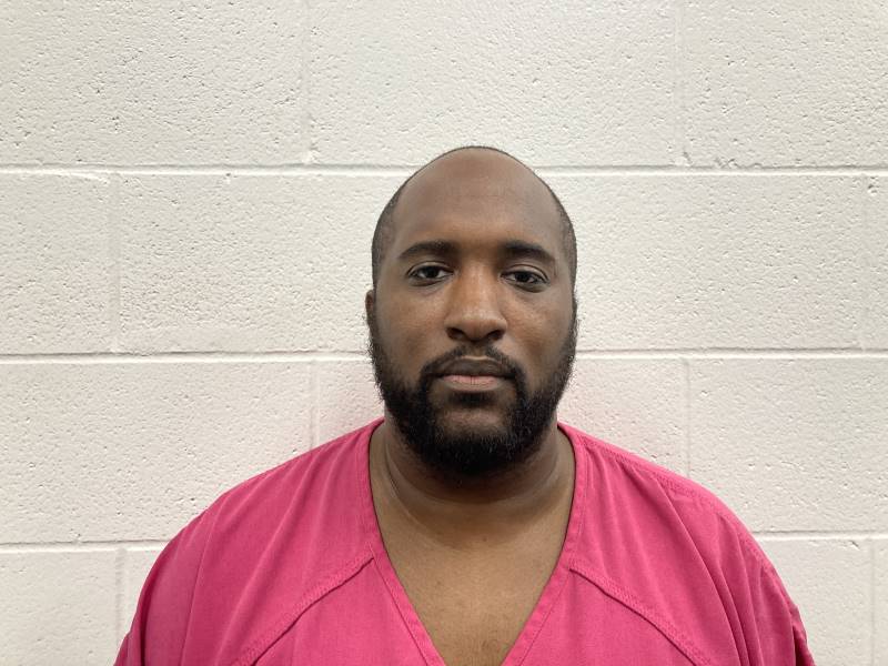 Booking photo of Da'montez Lowe