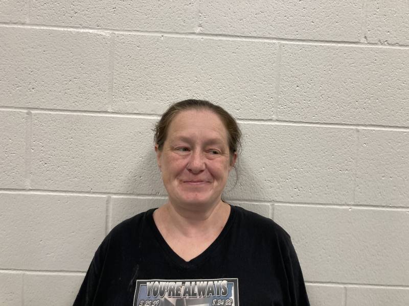 Booking photo of Jennifer Farrell