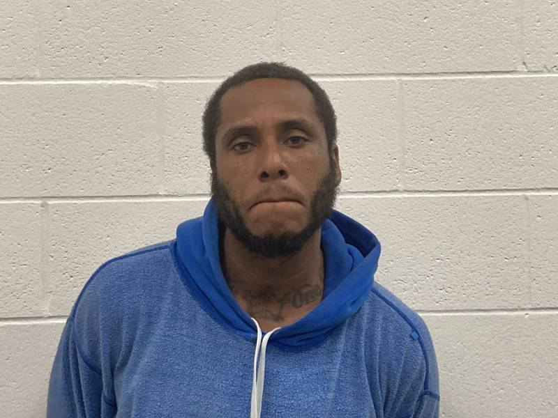 Booking photo of Darrell Mitchell
